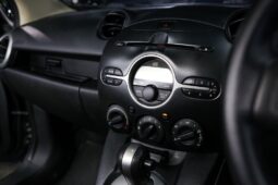 MAZDA 2 4DR ปี 2010 full