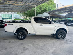 Mitsubishi Triton Plus Cab 2.5 ปี 2013 full