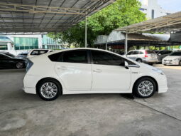 Toyota Prius Hybrid 1.8 ปี 2012 full